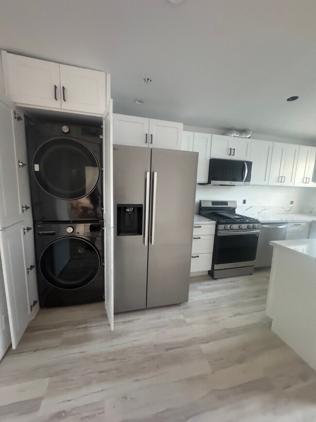 Photo - 522-528 Alexandria Ave Unit 14B