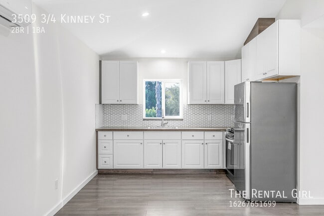 Photo - 3509-3504 Kinney St