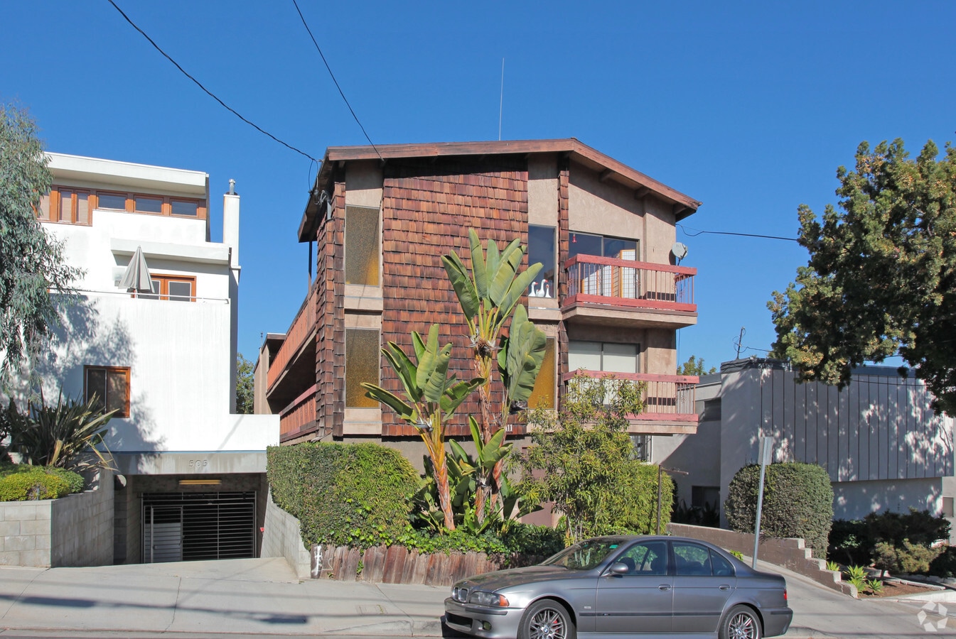 Primary Photo - 511 Pier Ave