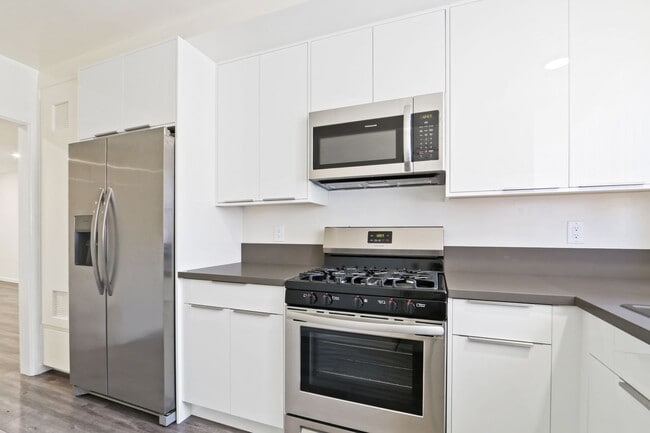 Building Photo - 1234 10th St