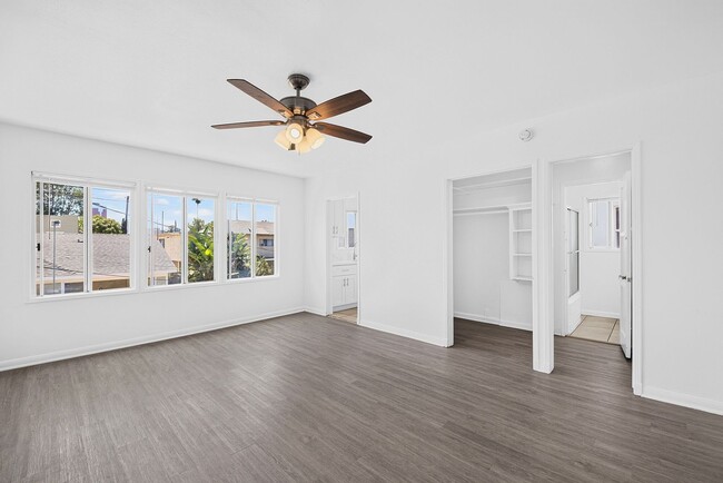 Photo - 530 W 9th St Unit 08