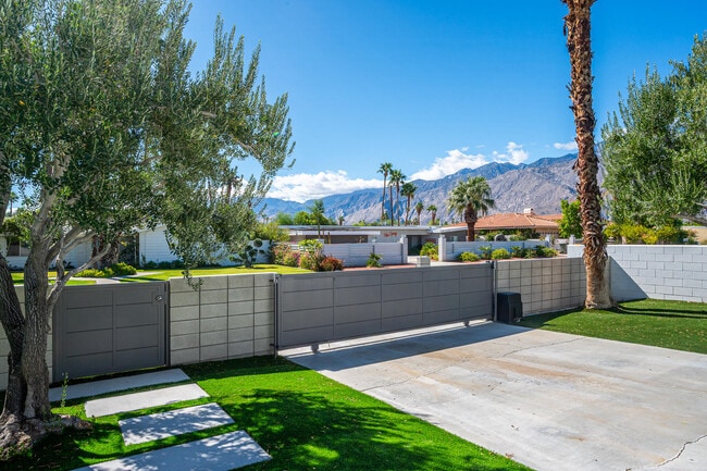 Photo - 2748 E Via Escuela