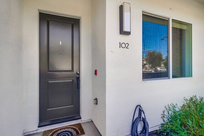 Photo - Welcome to your modern La Mesa townhome wi... Unit #102