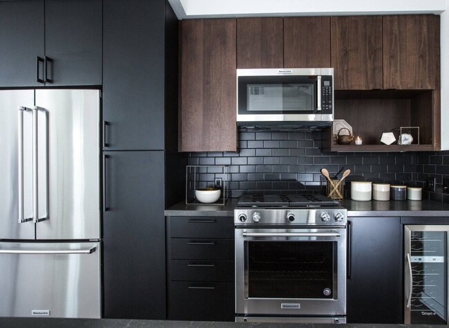 Vinz on Fairfax - Vinz on Fairfax Apartments