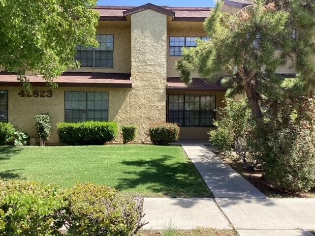 Building Photo - 42823 15th St W Unit 3