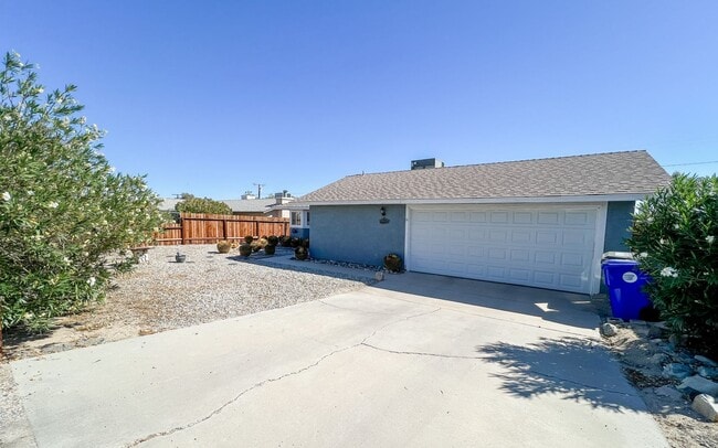 Photo - Homey 2 Bedroom 2 Bathroom Near Base