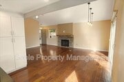 Photo - 15806 Ada St House