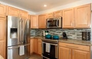 Kitchen counter - 712 Silver Dr Condo