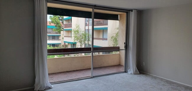 Photo - 6455 La Jolla Blvd Apartment Unit 249