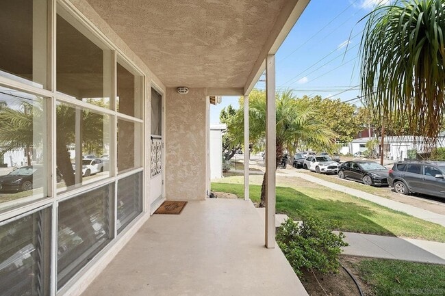 Photo - 4851 Iroquois Ave