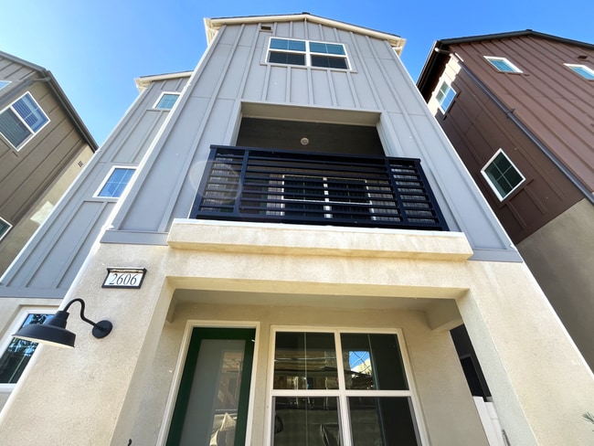 Photo - 3 bed, 2.5 bath in Ontario, CA!