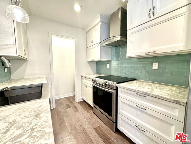 Photo - 1515 S Beverly Dr Unit 306