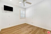 Photo - 22123 Burbank Blvd Unit 2