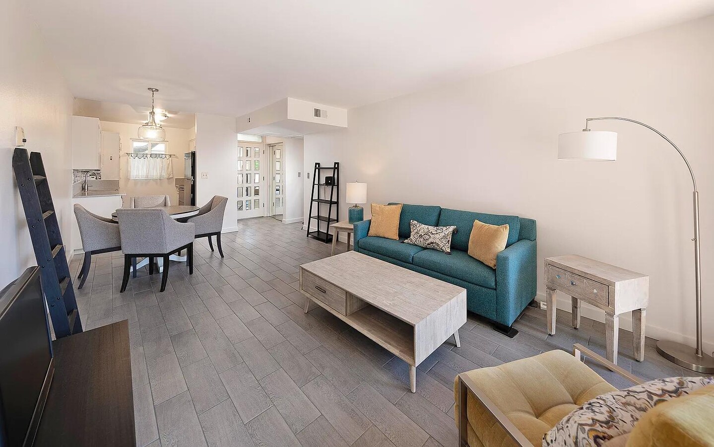 Photo - 1066 Miramonte Dr Unit 3