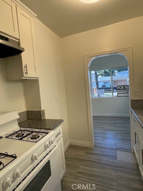 Photo - 5934 King Ave