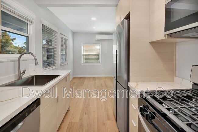 Photo - 8071 Lemon Ave