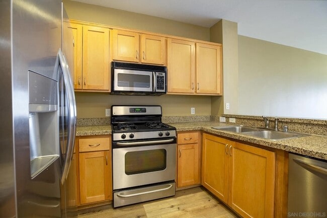 Photo - 450 J St Unit 6141