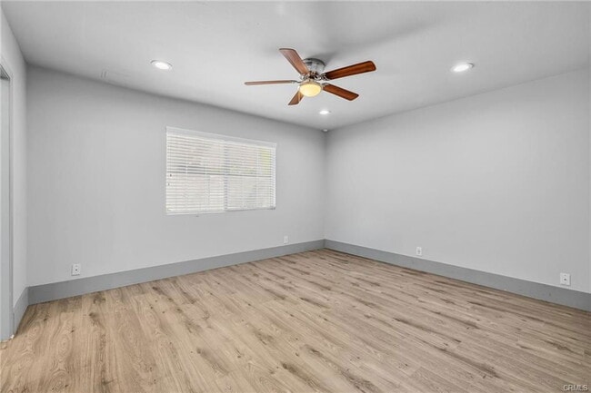 Photo - 17153 Rayen St