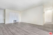 Photo - 1134 N Clark St Condo Unit 304