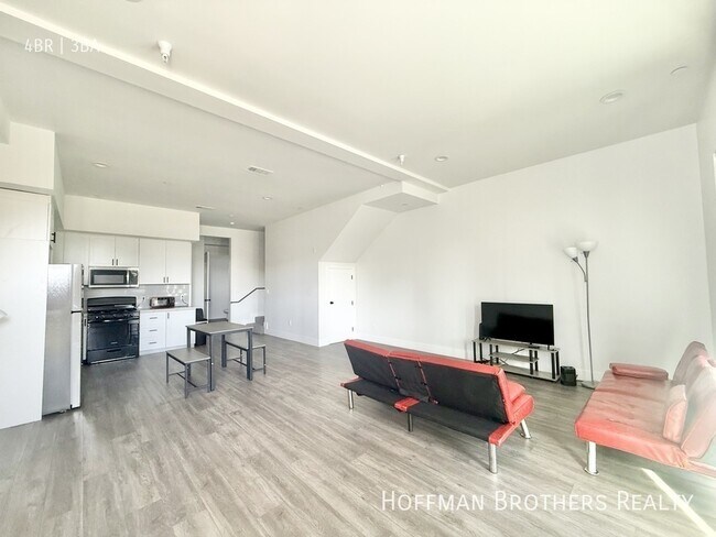 Photo - 6905 Ben Ave