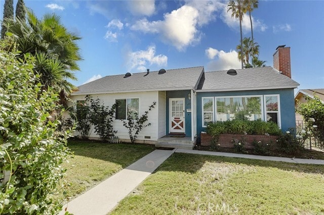 Photo - 17134 Sherman Way