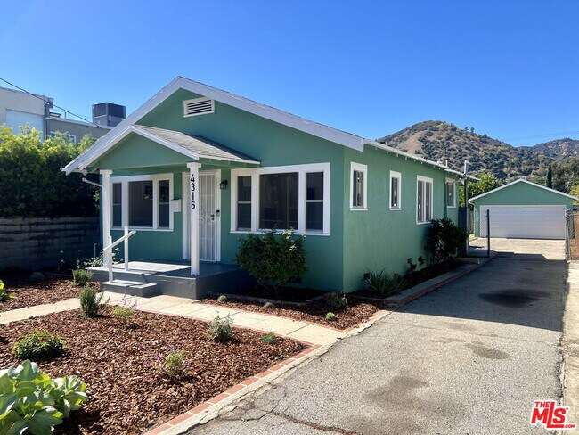 Photo - 4316 Perlita Ave