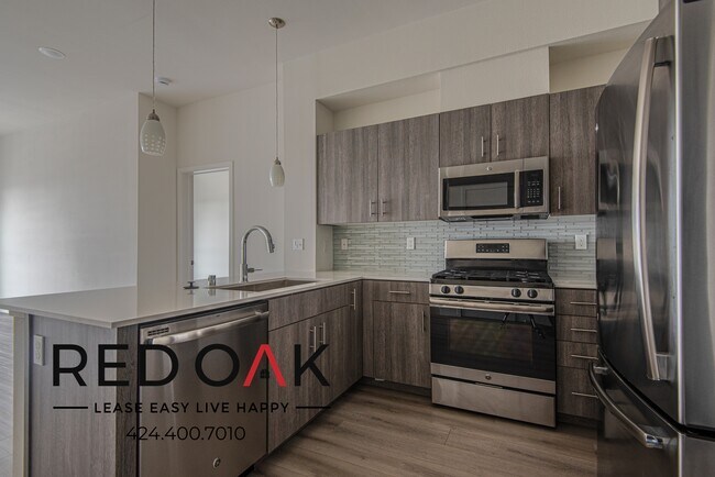 Photo - 1331 W 7th St Unit 607