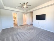 Photo - 78987 Yorkville Ln