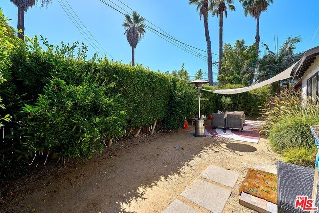 Photo - 1856 W 14th St