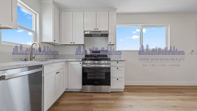 Photo - 4951 Genesee Ave