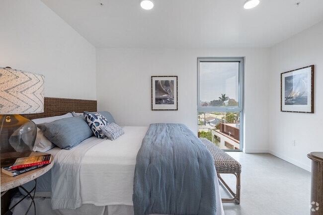 Interior Photo - The Louella