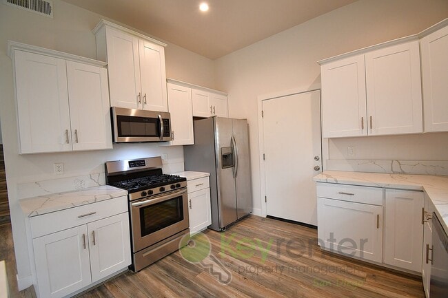 Photo - North Park|Easy Access to I-15, I-8 & Hwy 94| 10–15 Min Walk to Local Eateries & near top-rated M...
