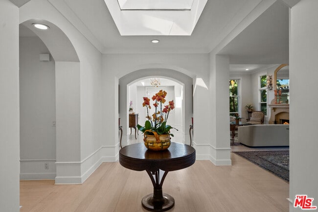 Photo - 23318 Park Colombo