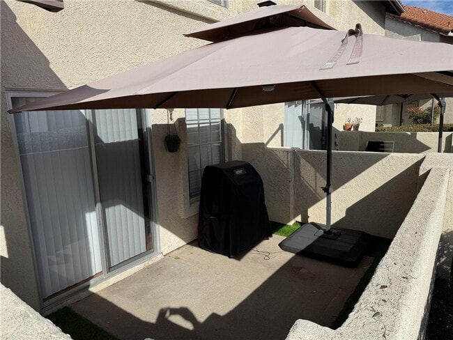 Photo - 23401 La Crescenta