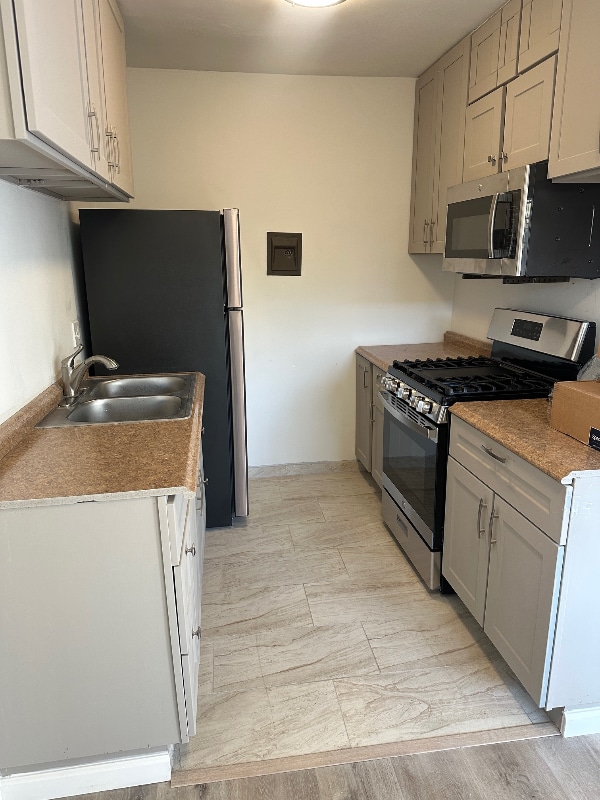 Photo - 1317 W 97th St Unit 1