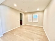 Photo - 6430 Sheffield St