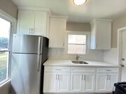 GE refrigerator brand new - 2620 S Barrington Ave Unit 2620