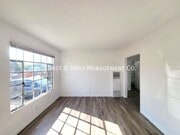 Photo - 1027 E 7th St Unit 01