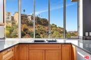 Photo - 6396 Weidlake Dr