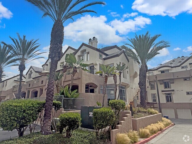 Building Photo - Beautiful 2B/2.5BA in The Elysian Complex!... Unit 46 Rental