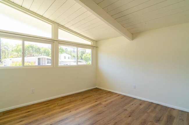 Photo - 5418-5420 Baja Drive Unit 5418 Baja Drive