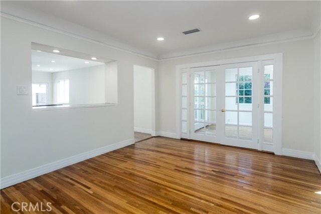 Photo - 1094 S Plymouth Blvd
