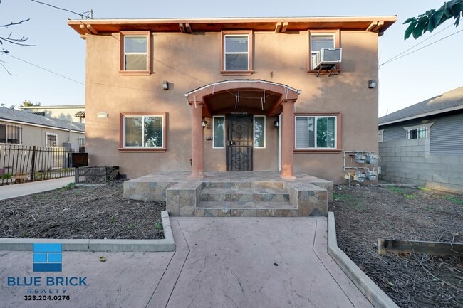 Photo - 1719 W 35th Pl Unit 4