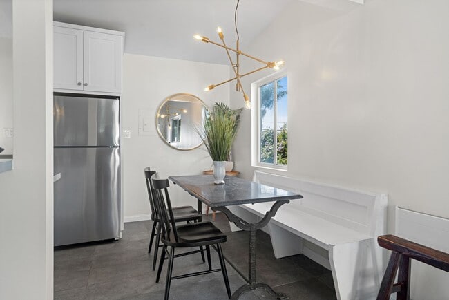 Photo - 707 1/2-707 1/2 6th Ave Unit 707.5