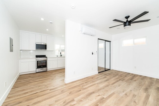 Photo - 7020 Schroll St Unit 7022