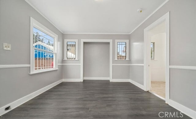 Photo - 456 W 59th Pl