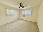 Photo - 220 S Doheny Dr