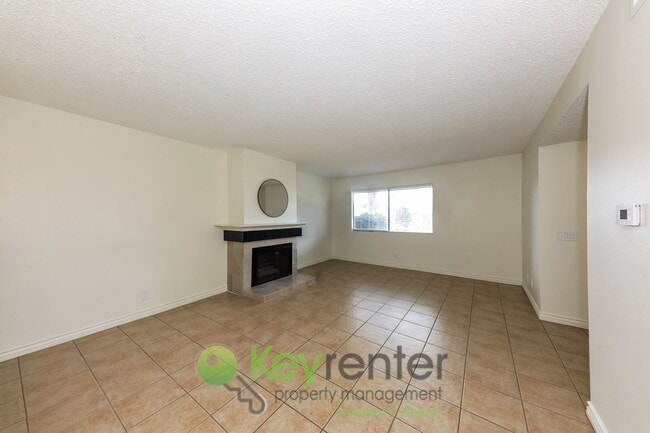 Photo - Exclusive Newport Terrace Condos - Trails to the Beach!