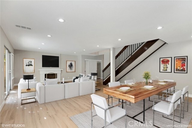 Photo - 17552 Wayne Ave