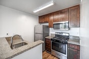 2BR, 1BA - 925SF - Kitchen - Gilbert Court Apartments
